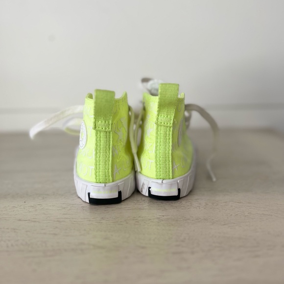Neon green and white high top converse baby shoes size 5 - Picture 6 of 14